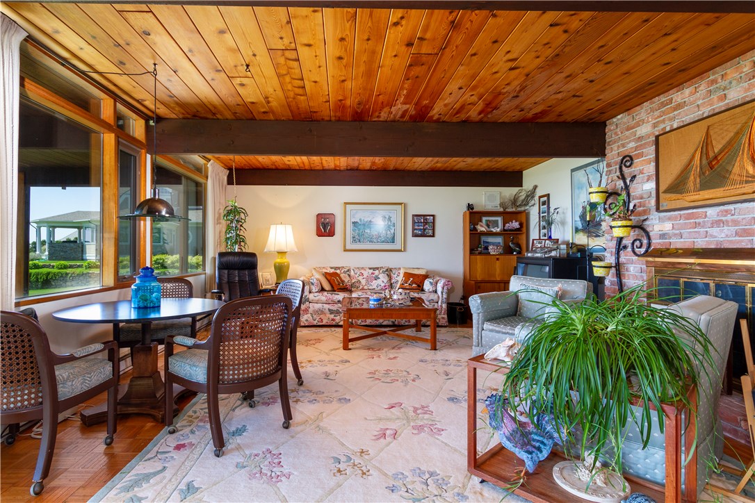 500 Ocean Road Narragansett, RI 02882 - Photo 28 of 38