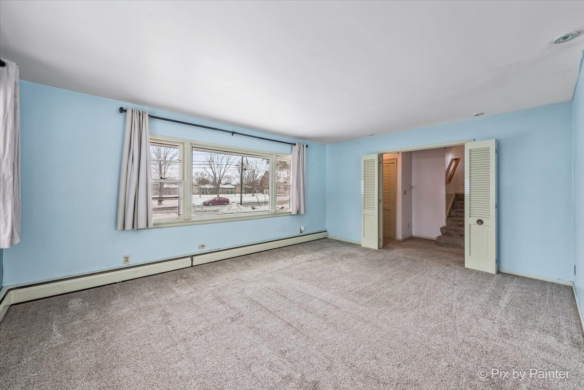 612 Russell Road DeKalb, IL 60115 - Photo 5 of 42