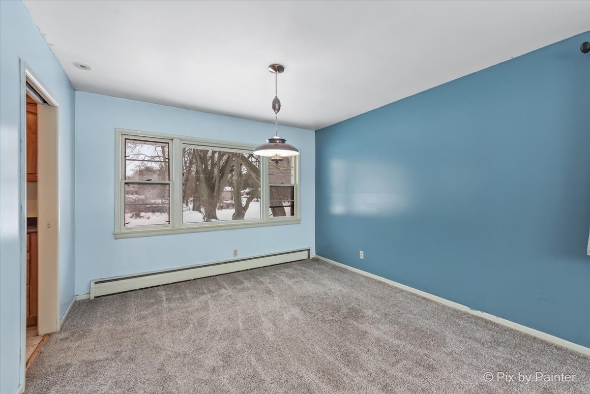 612 Russell Road DeKalb, IL 60115 - Photo 6 of 42