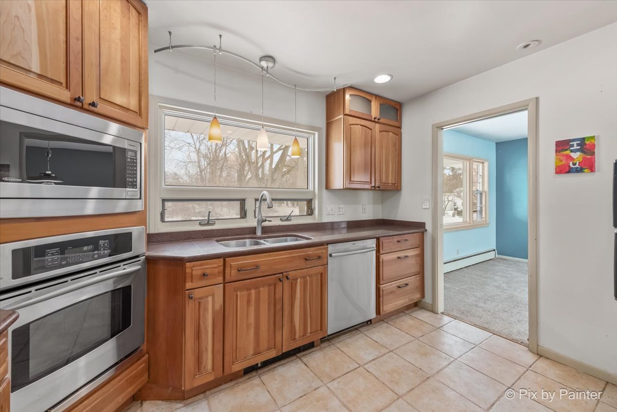 612 Russell Road DeKalb, IL 60115 - Photo 10 of 42