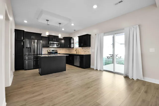 $2,050 | 225 King Road, Clarksville, TN 37042