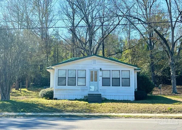 $34,000 | 8851 North Century Boulevard, Century, FL 32535