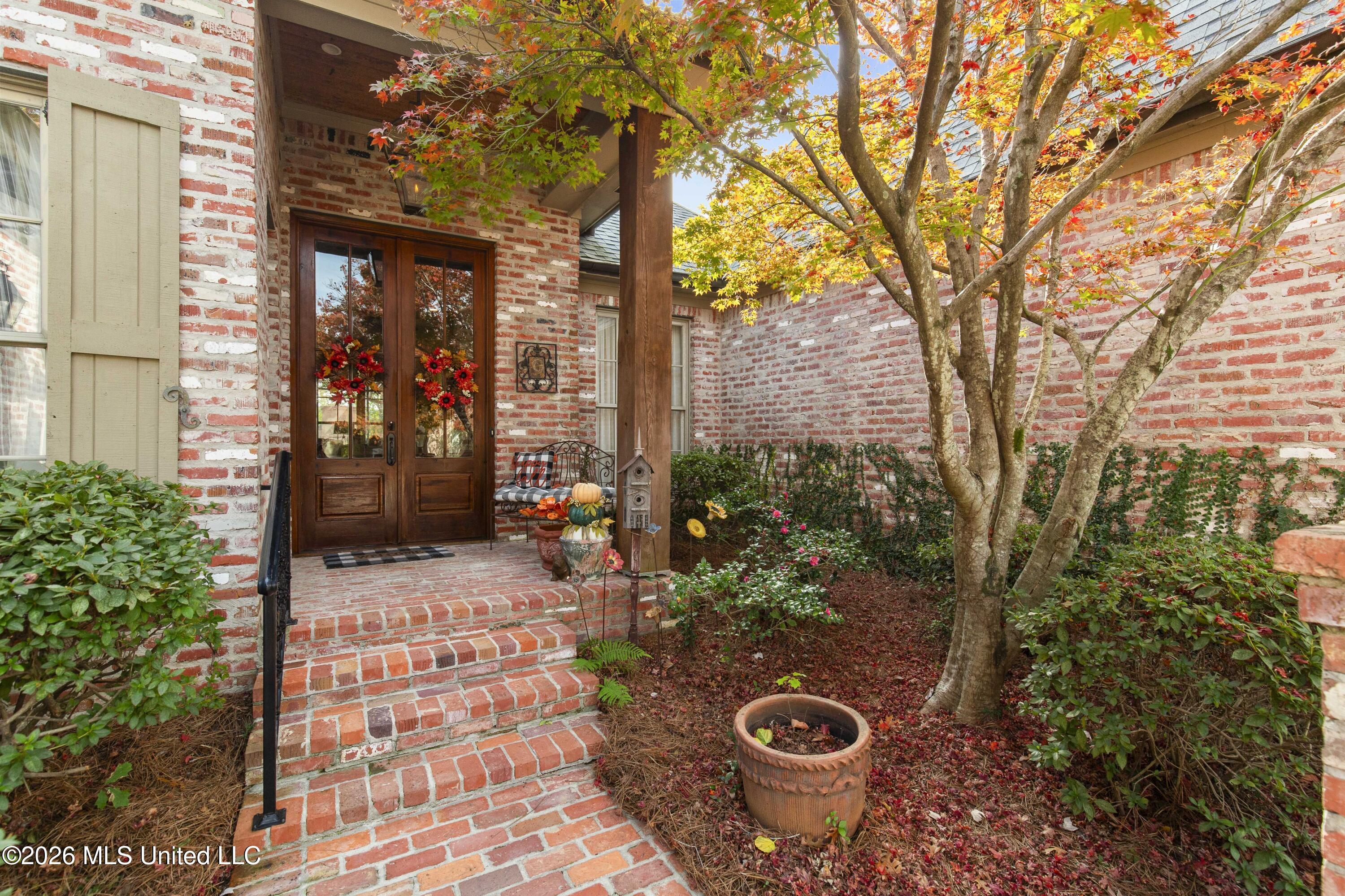 109 Devlin Lane Madison, MS 39110 - Photo 3 of 68 IMG_5523