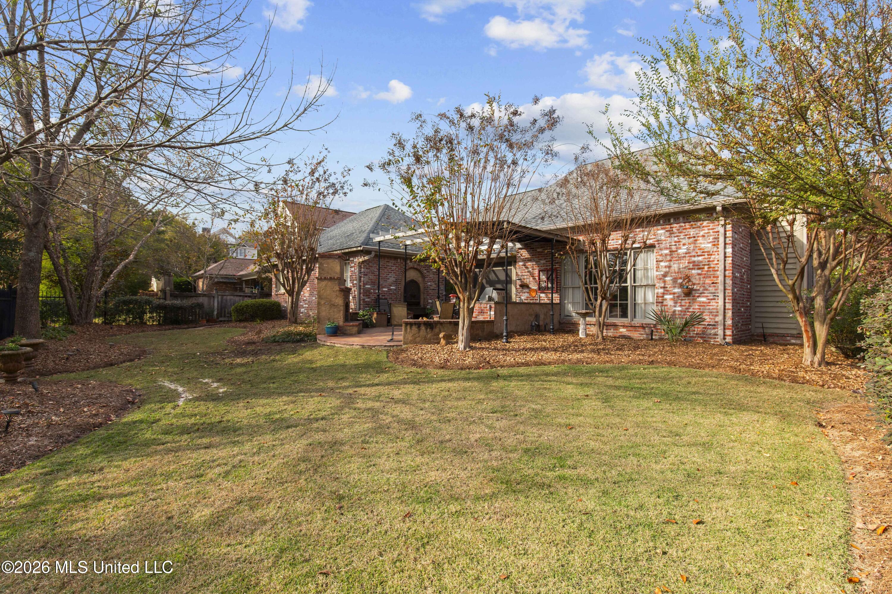 109 Devlin Lane Madison, MS 39110 - Photo 5 of 68 IMG_5524