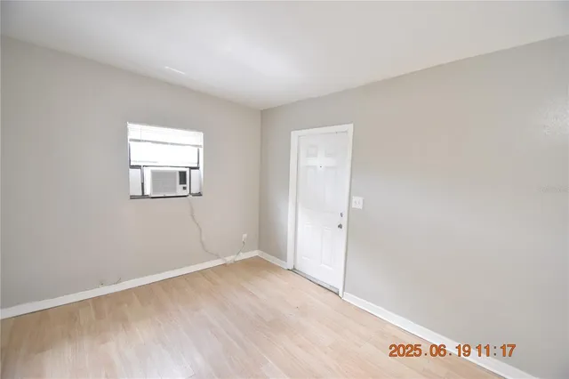 $1,245 | 1909 13th Avenue South, Unit A, St. Petersburg, FL 33712