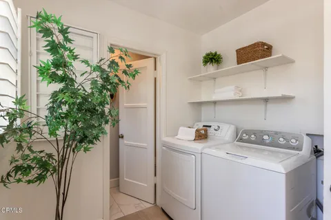 $2,849,000 | 358 San Juan Way, La Canada Flintridge, CA 91011