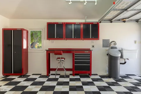 $2,849,000 | 358 San Juan Way, La Canada Flintridge, CA 91011