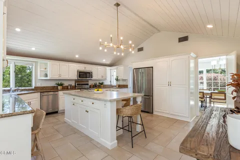 $2,849,000 | 358 San Juan Way, La Canada Flintridge, CA 91011