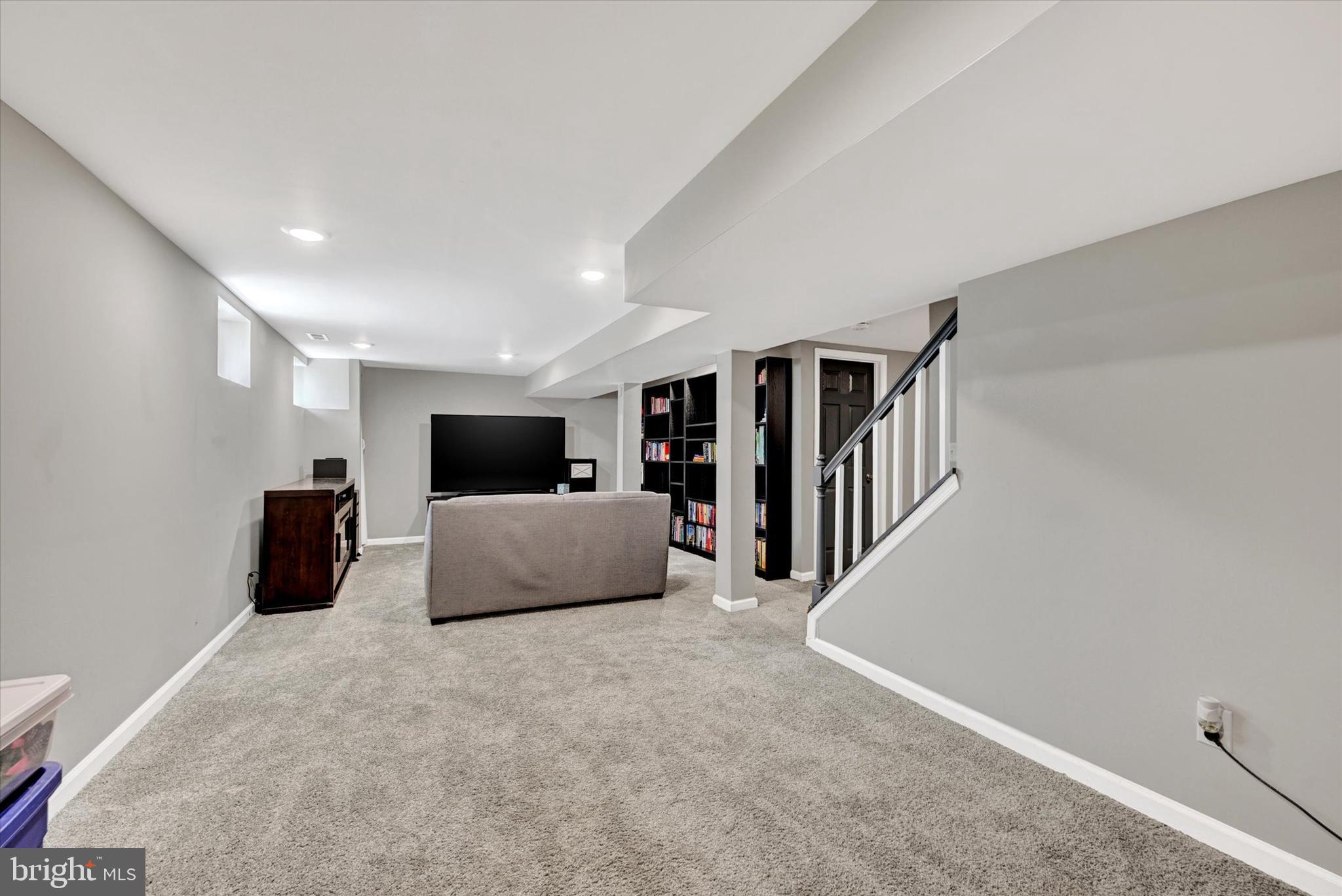 5217 Catalpha Road Baltimore, MD 21214 - Photo 27 of 38