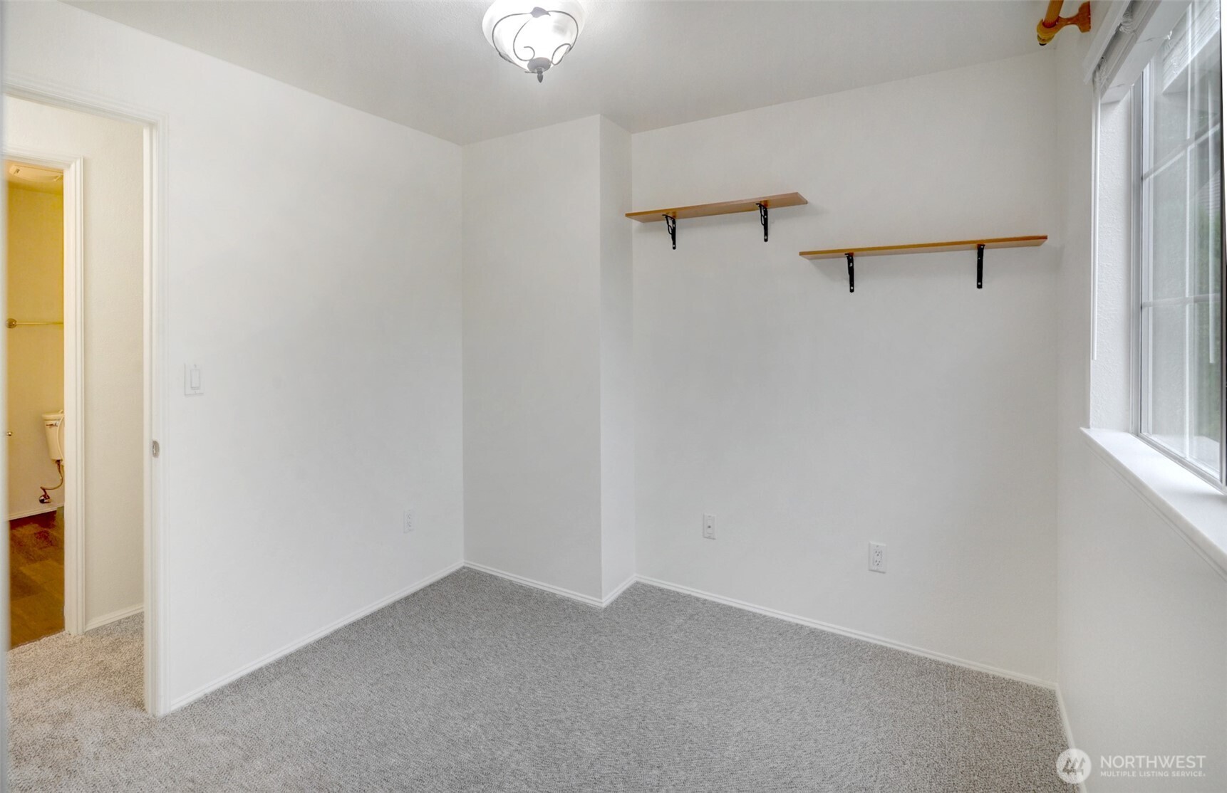 532 198th Street Southeast Bothell, WA 98012 - Photo 14 of 22