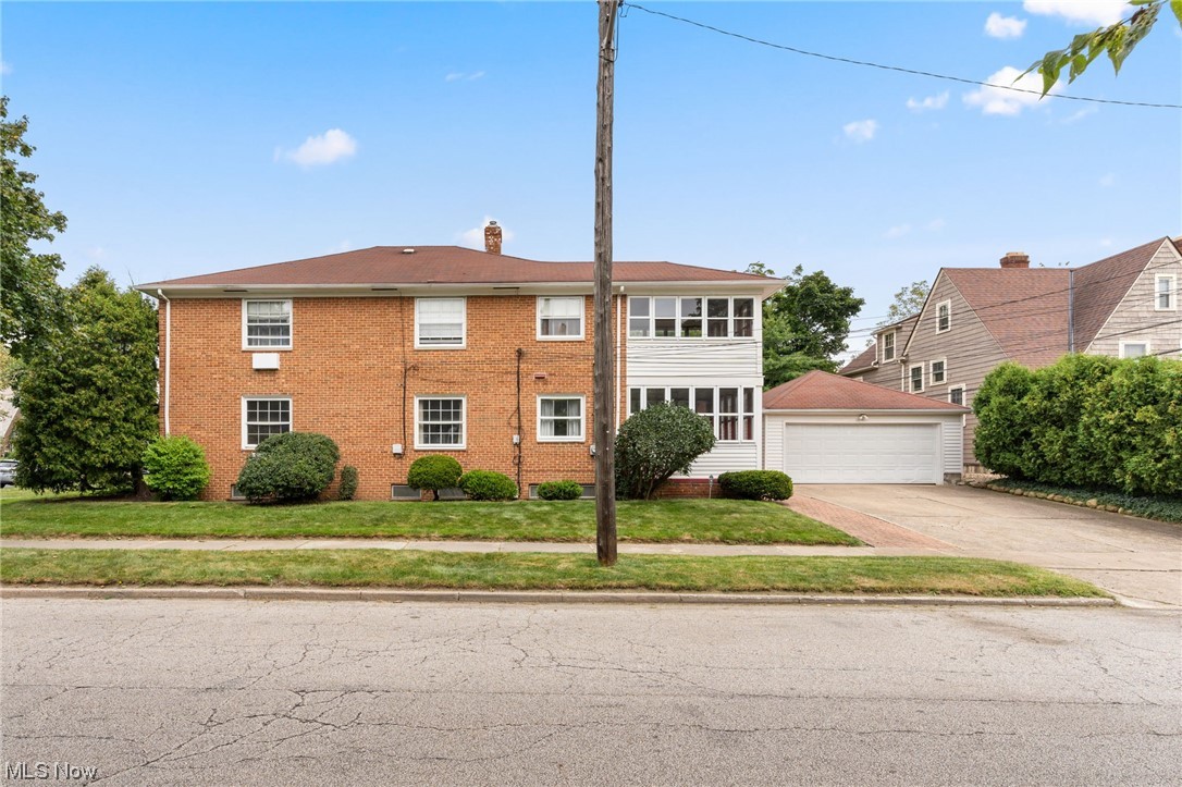 17006 Kenyon Road Cleveland, OH 44120 - Photo 31 of 34