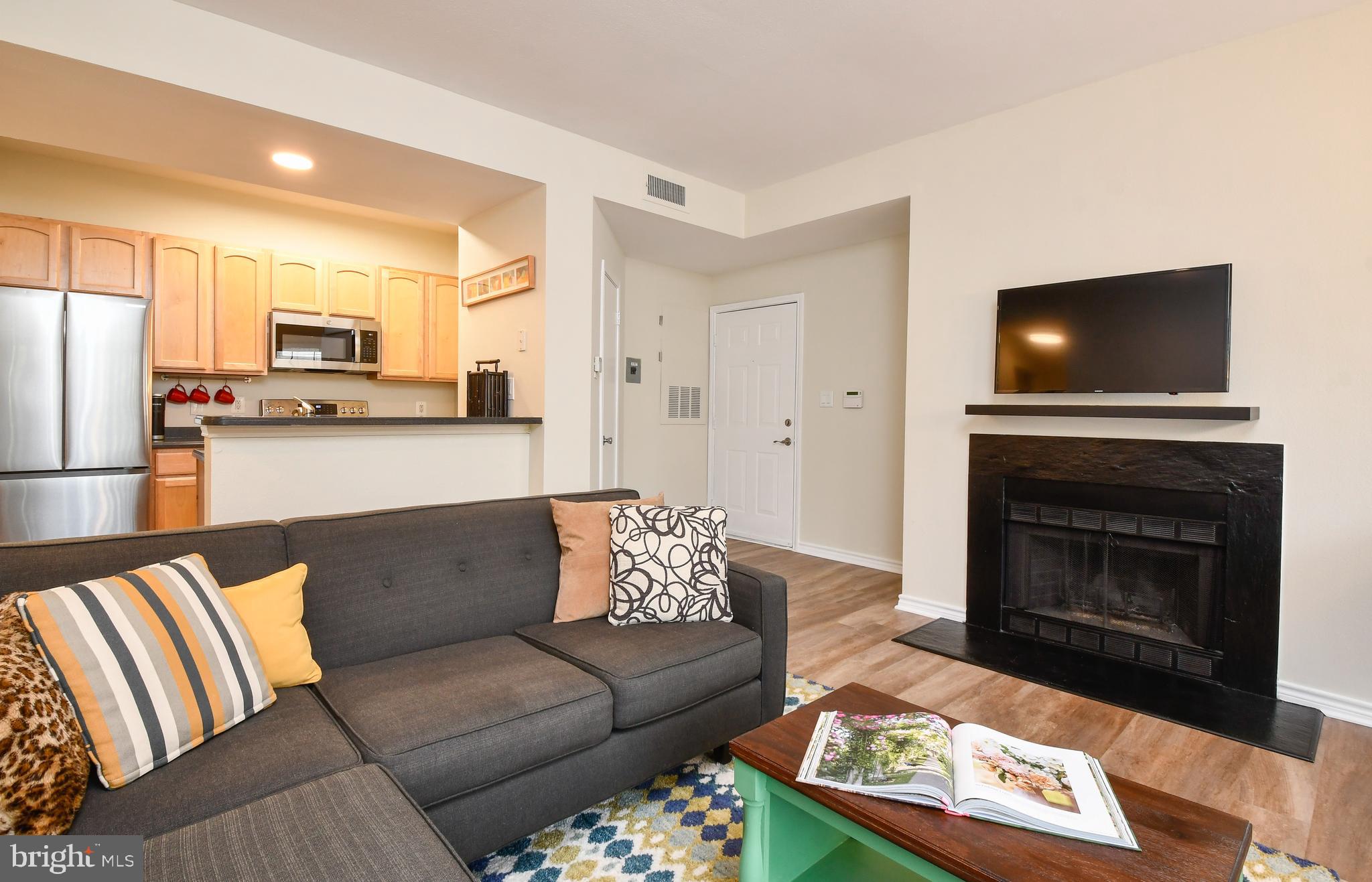 3922 Penderview Drive, Unit 325 Fairfax, VA 22033 - Photo 8 of 42