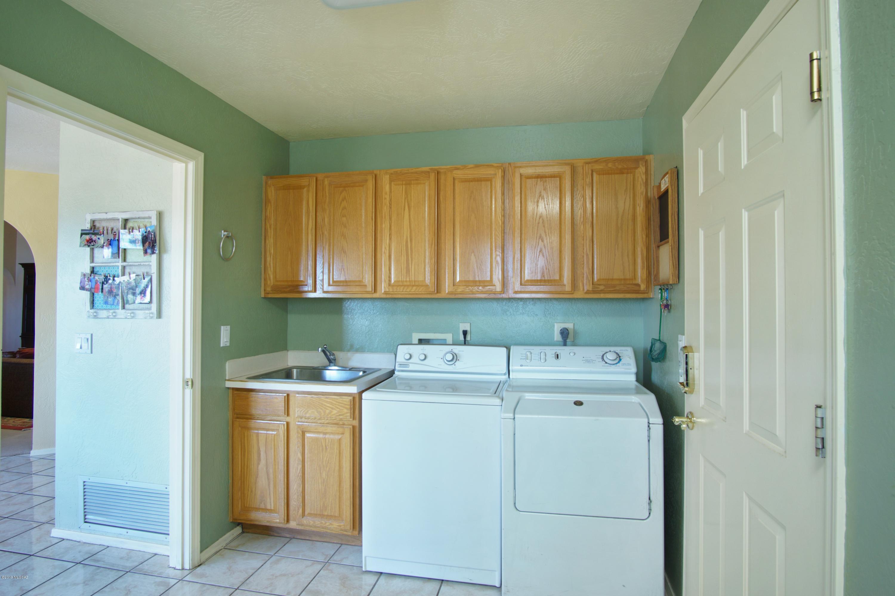 1249 Avenida Gloriosa Rio Rico, AZ 85648 - Photo 17 of 49