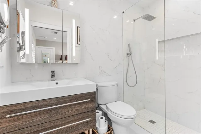 $1,445,000 | 4421 Northeast 31st Avenue, Lighthouse Point, FL 33064