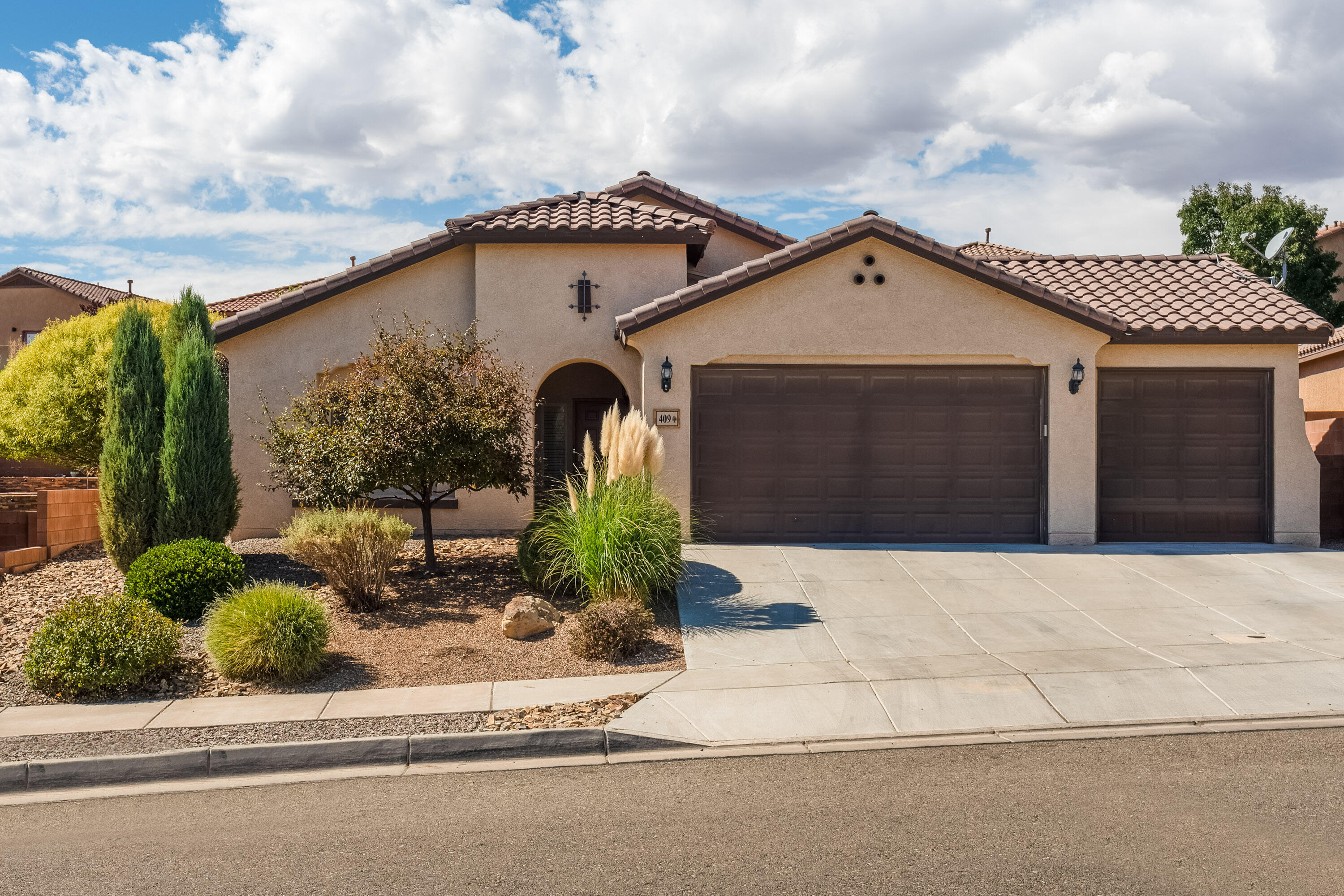 409 Valle Alto Drive Northeast Rio Rancho, NM 87124 - Photo 1 of 1 Gallery Image 1