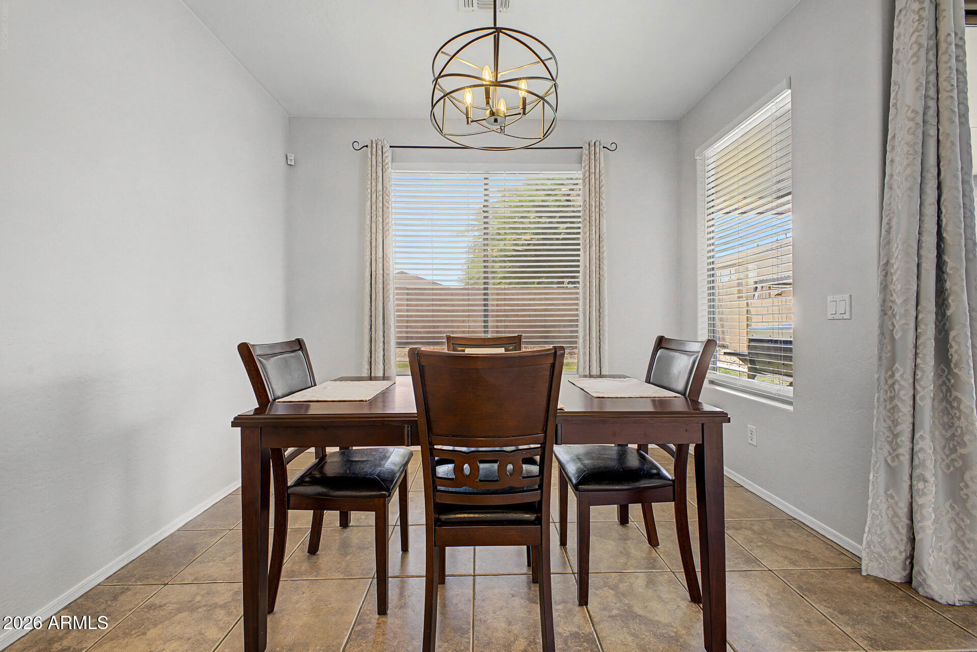 6492 South View Lane Gilbert, AZ 85298 - Photo 10 of 31