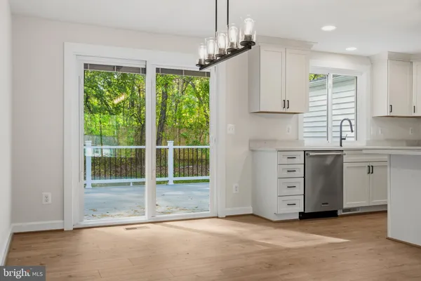 $825,000 | 9203 Fox Lair Drive, Burke, VA 22015