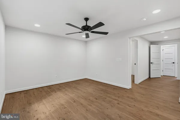 $825,000 | 9203 Fox Lair Drive, Burke, VA 22015