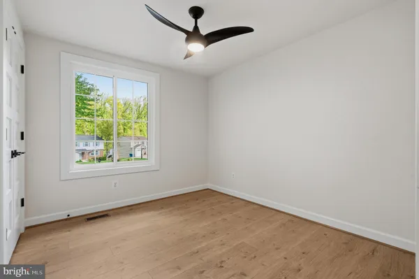 $825,000 | 9203 Fox Lair Drive, Burke, VA 22015