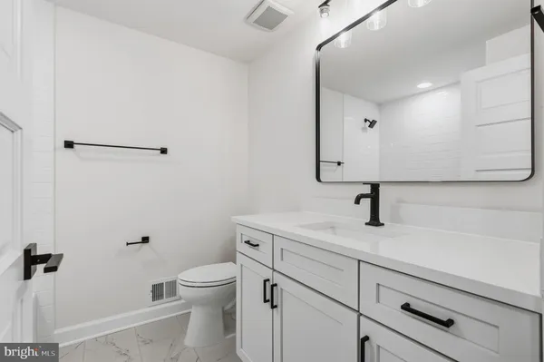 $825,000 | 9203 Fox Lair Drive, Burke, VA 22015