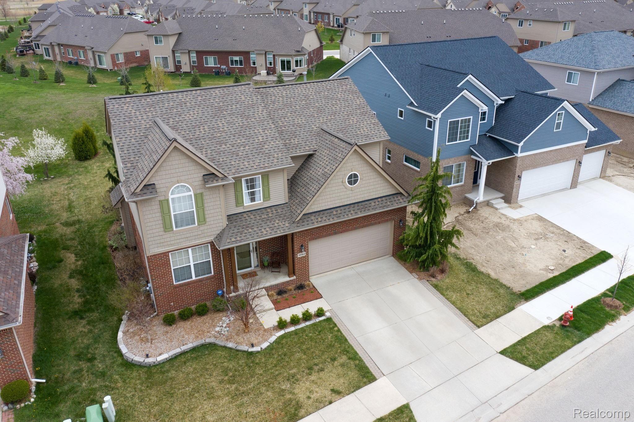 30764 Bradmore Road Warren, MI 48092 - Photo 1 of 42 DJI_0183.jpg