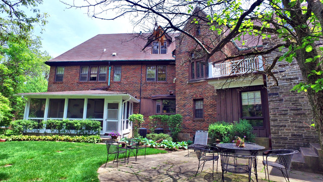 1201 Chatfield Road Winnetka, IL 60093 - Photo 25 of 25 a view of a house with a yard and a garden