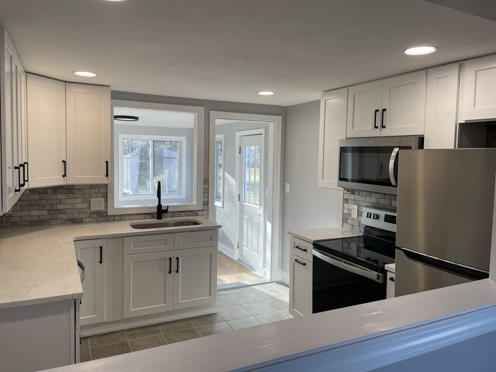 45 Kimball Road Dedham, MA 02026 - Photo 8 of 20 Gallery Image 8
