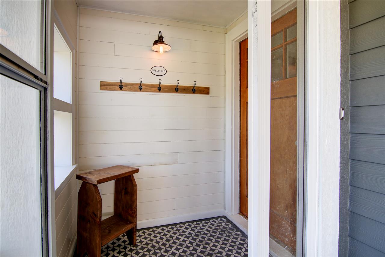 1806 South Adams Road Spokane Valley, WA 99037 - Photo 2 of 20