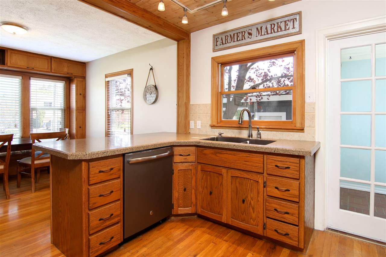 1806 South Adams Road Spokane Valley, WA 99037 - Photo 5 of 20