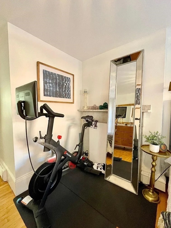 4 Derne Street, Unit 3 Boston, MA 02114 - Photo 10 of 13