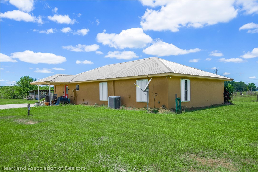 1597 Kazen Road Wauchula, FL 33873 - Photo 6 of 14 Gallery Image 6