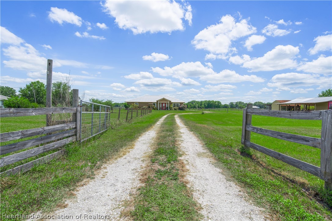 1597 Kazen Road Wauchula, FL 33873 - Photo 8 of 14 Gallery Image 8