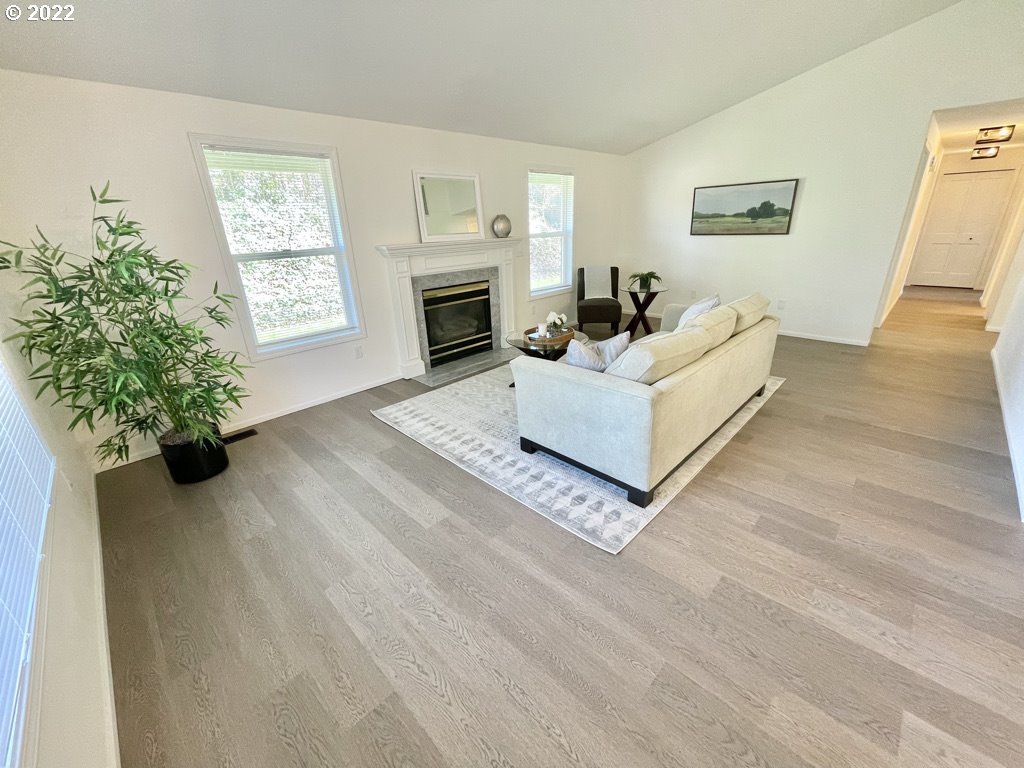1740 Ridgley Boulevard Eugene, OR 97401 - Photo 9 of 27 Gallery Image 9