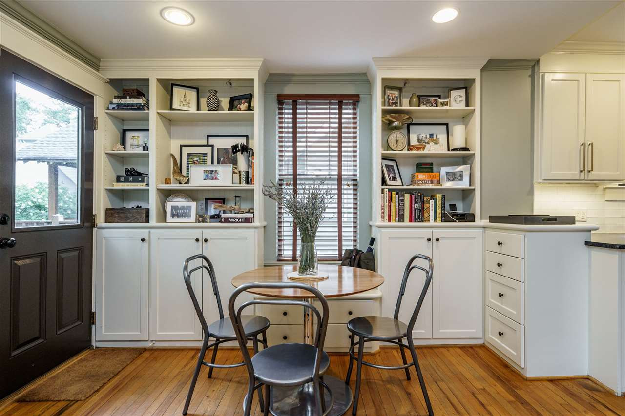 121 Hudson Street Raleigh, NC 27608 - Photo 15 of 30 Informal Dining