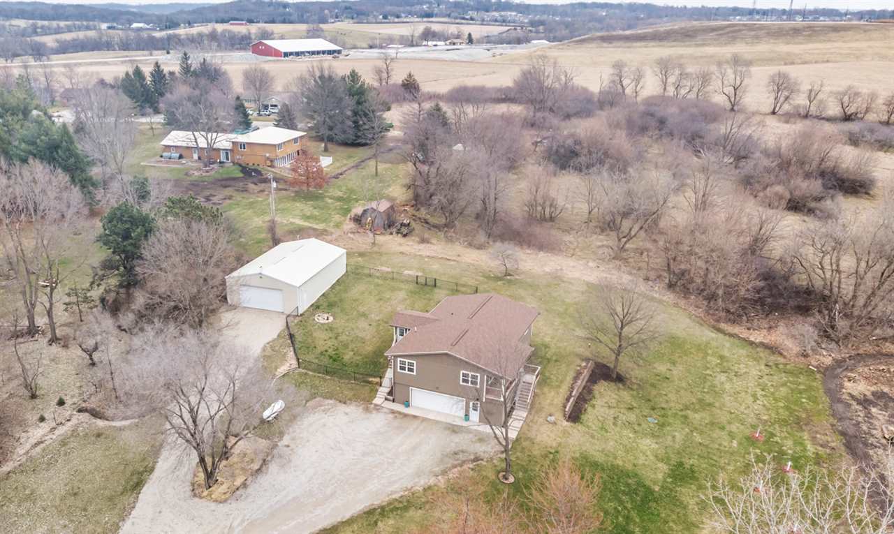 1311 Stoney Point Road Northwest Cedar Rapids, IA 52405 - Photo 2 of 33 Gallery Image 2