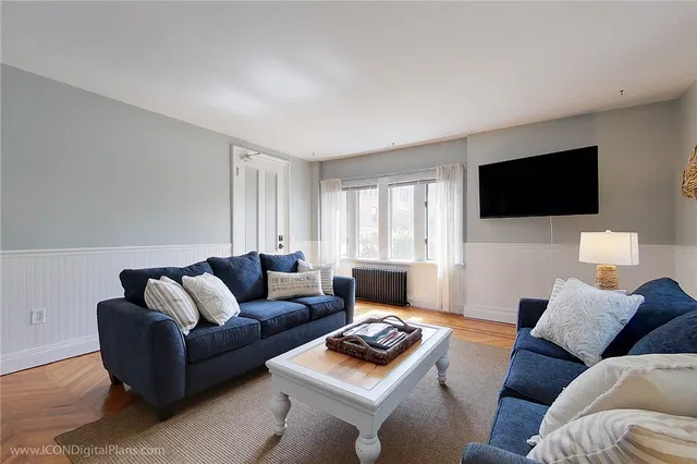 $3,000 | 28 Narragansett Avenue, Unit 1, Newport, RI 02840