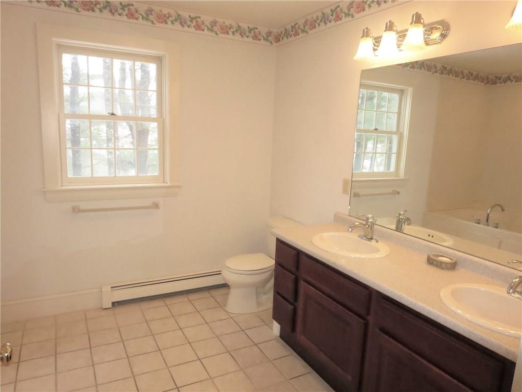 657 River Road Eliot, ME 03903 - Photo 20 of 31 Master Bath