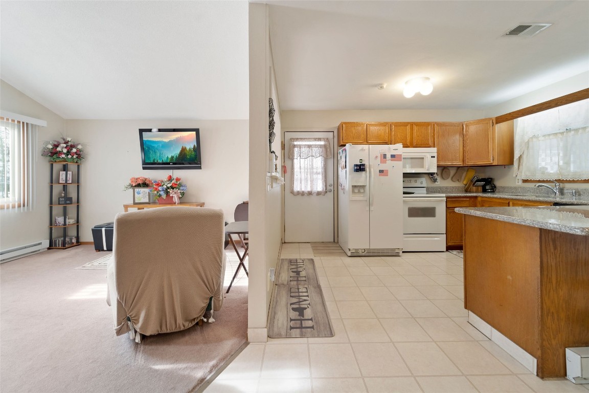 43 Ahern Road Binghamton, NY 13903 - Photo 10 of 30 Gallery Image 10