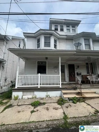 $1,200 | 309 Arlington Street, Tamaqua, PA 18252