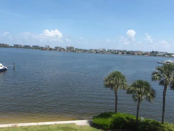 $2,200 | 896 North Federal Highway, Unit 431, Lantana, FL 33462