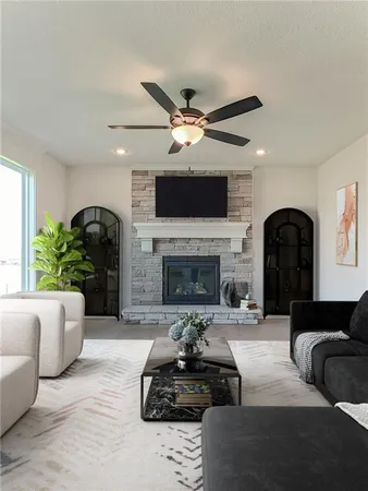 $689,950 | 9292 Zarda Drive, Lenexa, KS 66227
