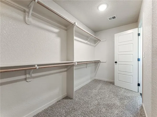 $689,950 | 9292 Zarda Drive, Lenexa, KS 66227