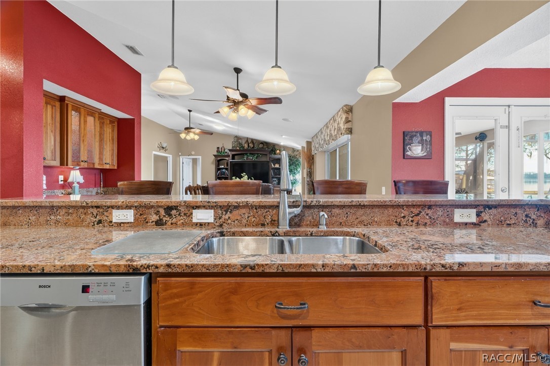 115 Hunting Lodge Drive Inverness, FL 34453 - Photo 9 of 63 Gallery Image 9