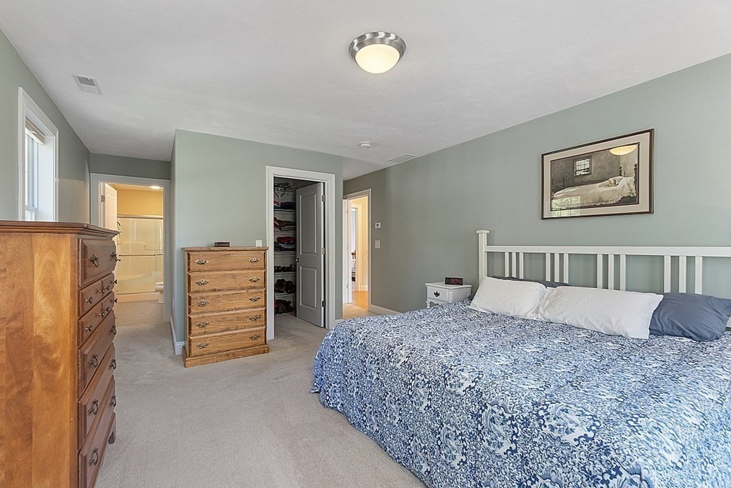 32 Maple Road Westford, MA 01886 - Photo 17 of 39 Gallery Image 17