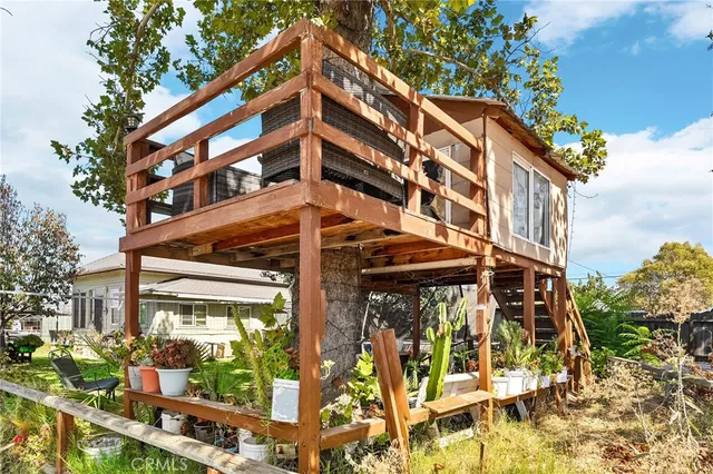 a view of a building