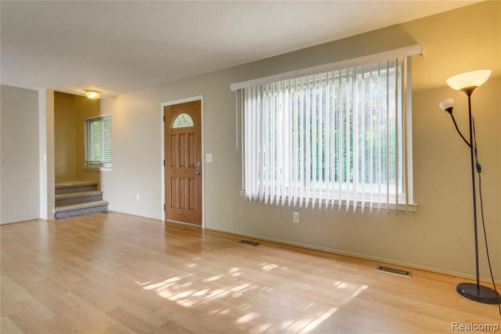 3476 Cone Avenue Rochester Hills, MI 48309 - Photo 6 of 53