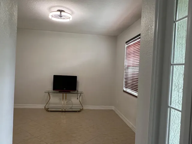 $3,400 | 1833 Northwest 12th Street, Boca Raton, FL 33431