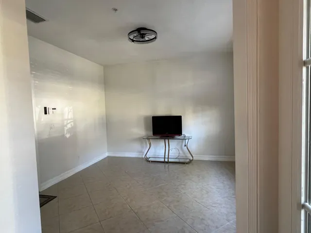 $3,400 | 1833 Northwest 12th Street, Boca Raton, FL 33431