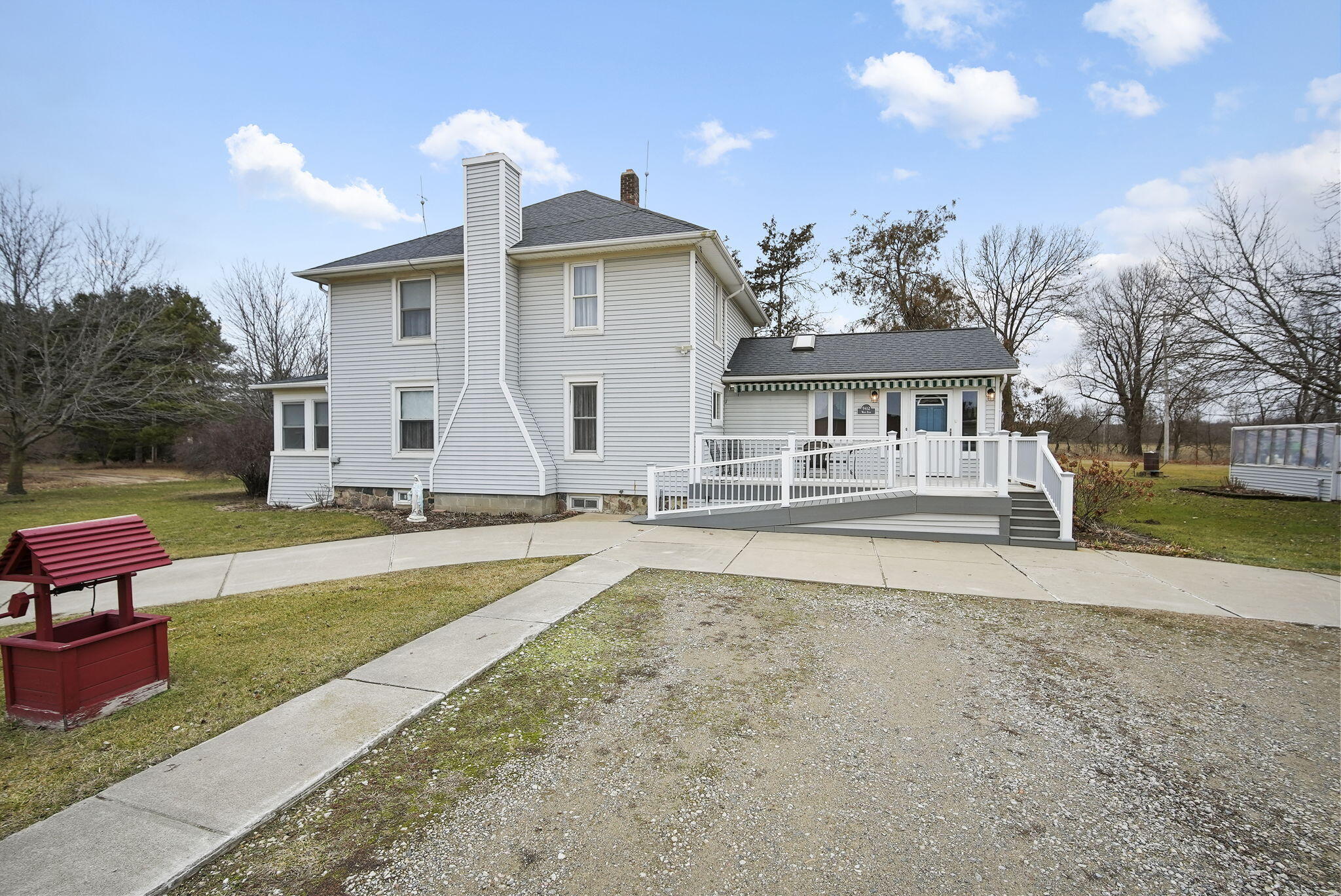 9412 White Road Linden, MI 48451 - Photo 7 of 60 7