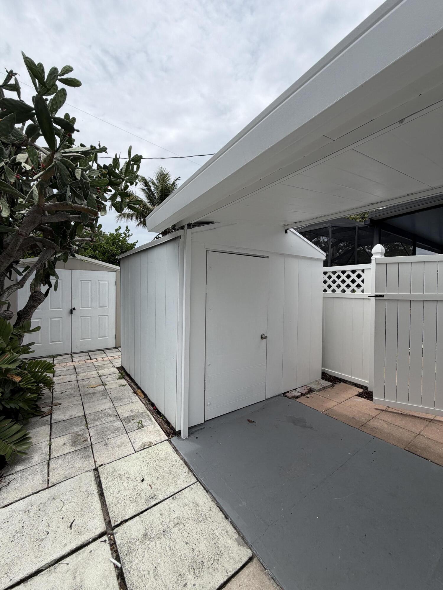 1505 High Ridge Road Lake Worth, FL 33461 - Photo 34 of 36 IMG_6744